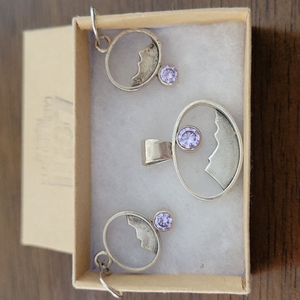 Custom made pendant and earring set. S/S
